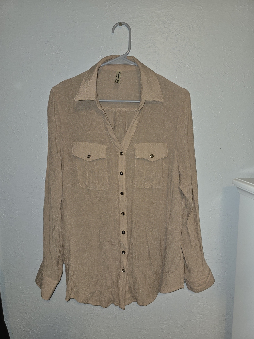 PerSeption Concept Beige/Tan Lightweight Button-Up Blouse
